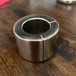 Magnetic metal Ball weight